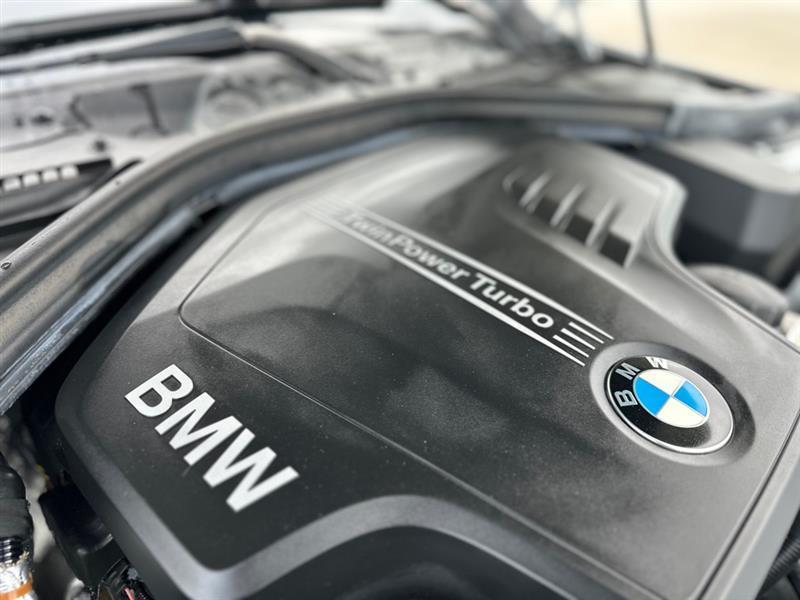 BMW 3-Series 320i Sedan 2018