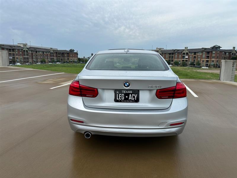 BMW 3-Series 320i Sedan 2018