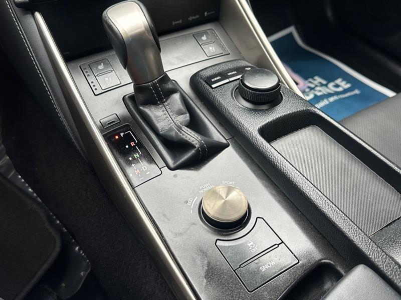 Lexus IS 300 AWD 2016