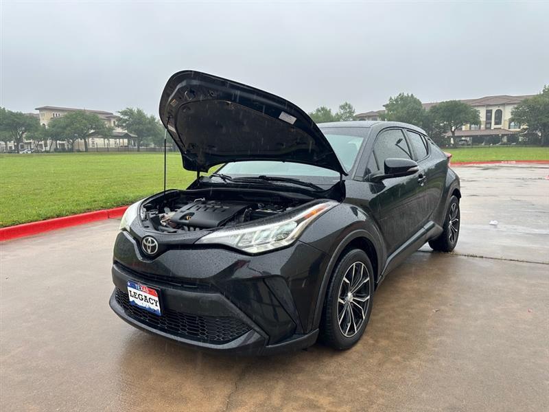Toyota C-HR XLE 2020