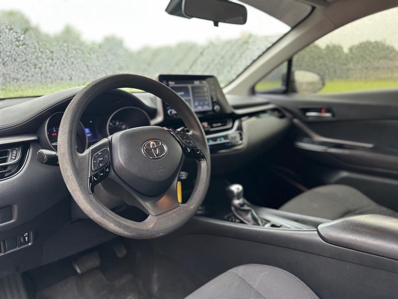 Toyota C-HR XLE 2020