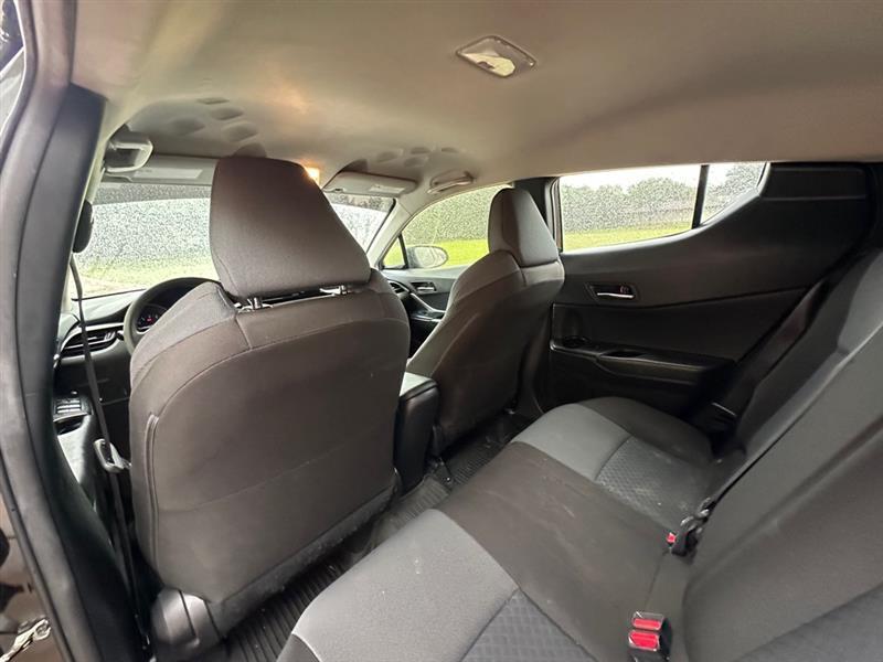 Toyota C-HR XLE 2020