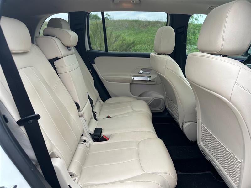 Mercedes-Benz GLB-Class GLB 250 2022