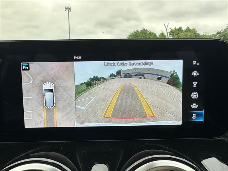 Mercedes-Benz GLB-Class GLB 250 2022