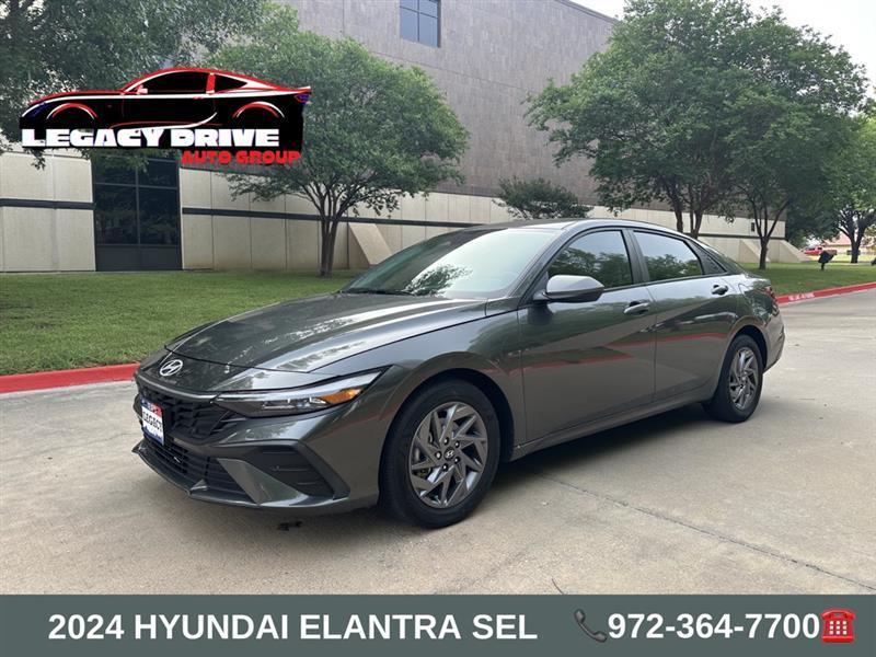 Hyundai Elantra SEL 2024