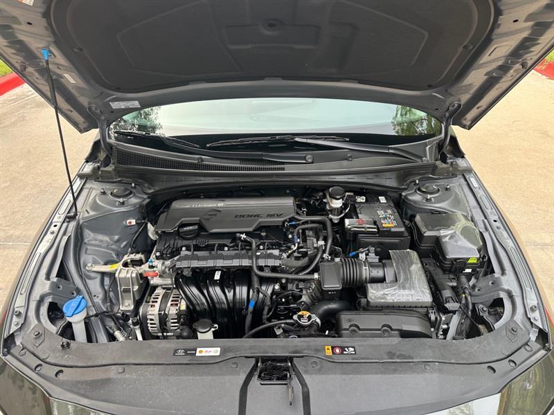Hyundai Elantra SEL 2024