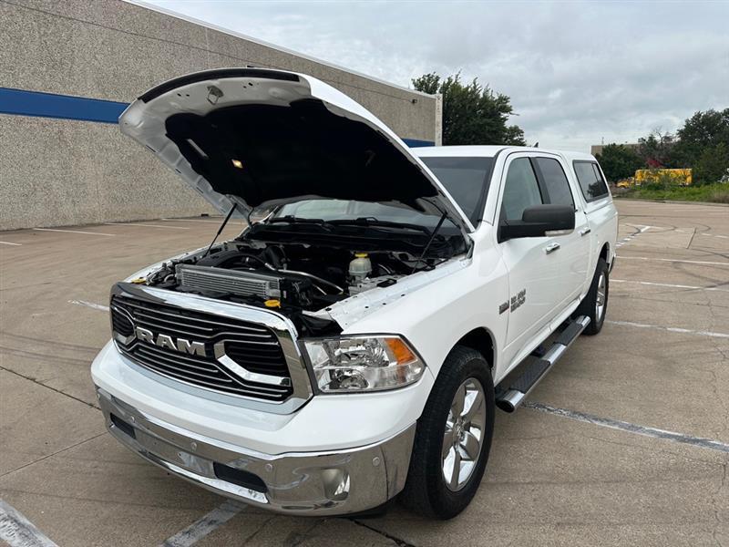 RAM 1500 SLT Crew Cab SWB 4WD 2017