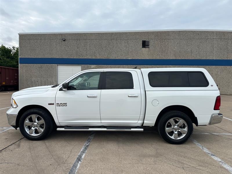 RAM 1500 SLT Crew Cab SWB 4WD 2017