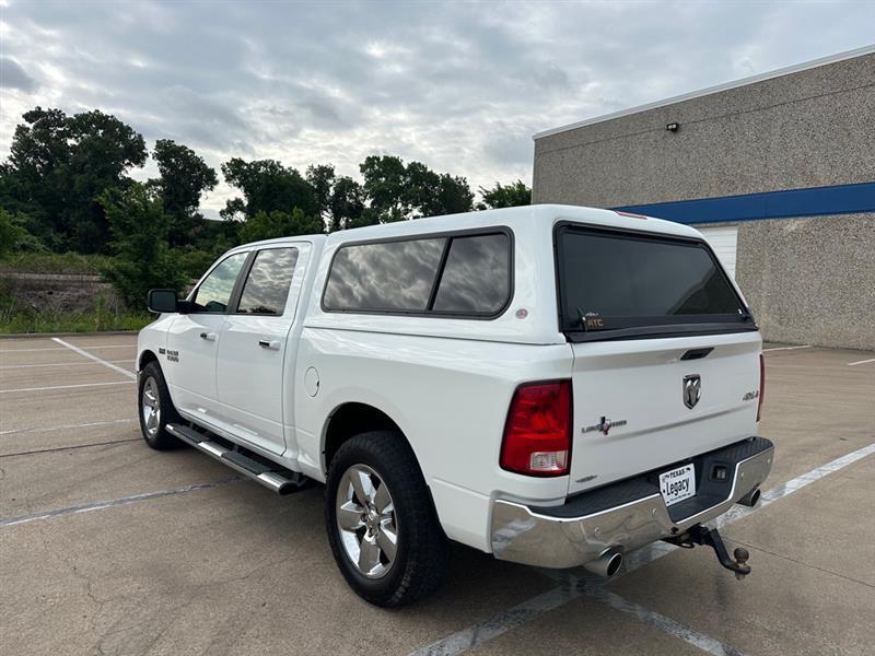 RAM 1500 SLT Crew Cab SWB 4WD 2017