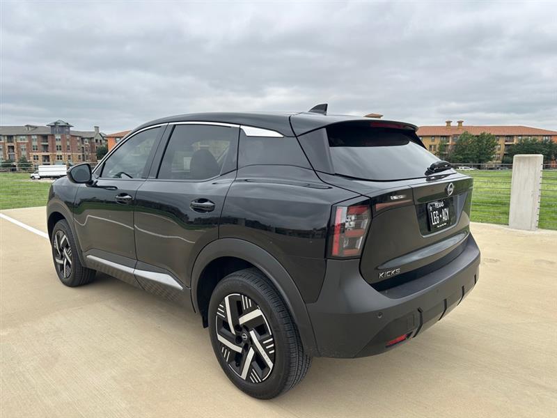Nissan Kicks SV 2025