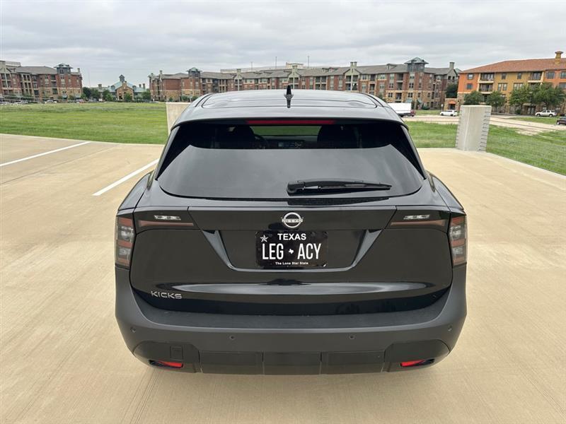 Nissan Kicks SV 2025