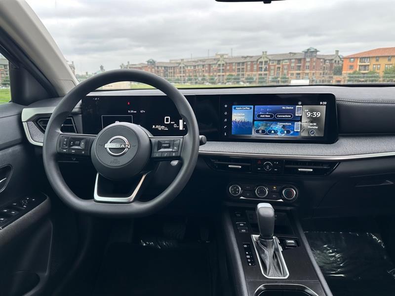 Nissan Kicks SV 2025