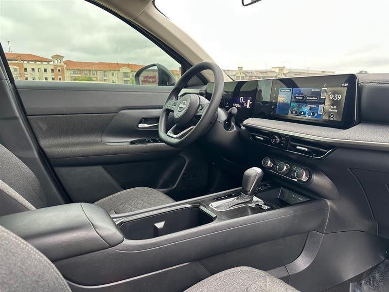 Nissan Kicks SV 2025