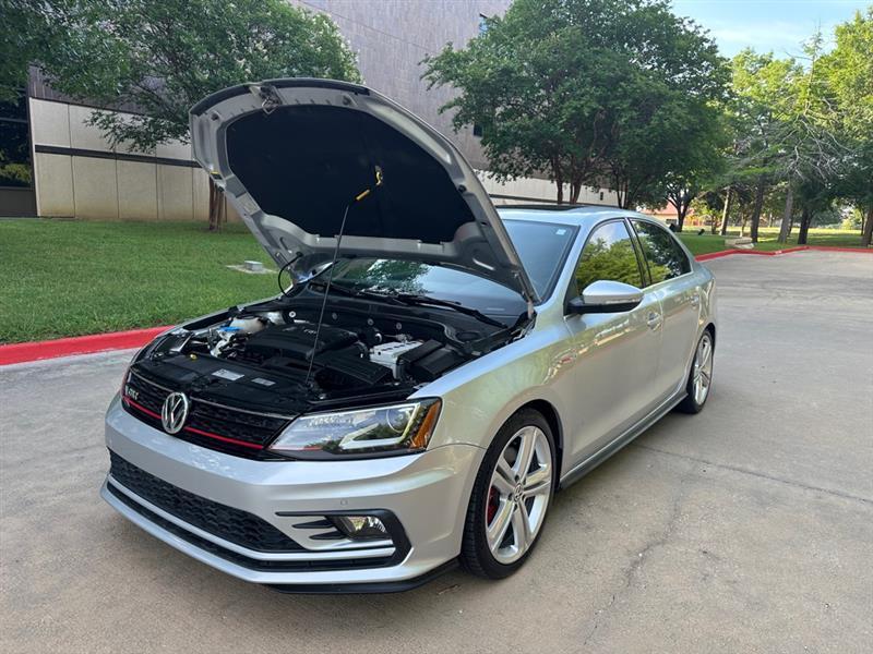 Volkswagen Jetta GLI SE 6A 2016