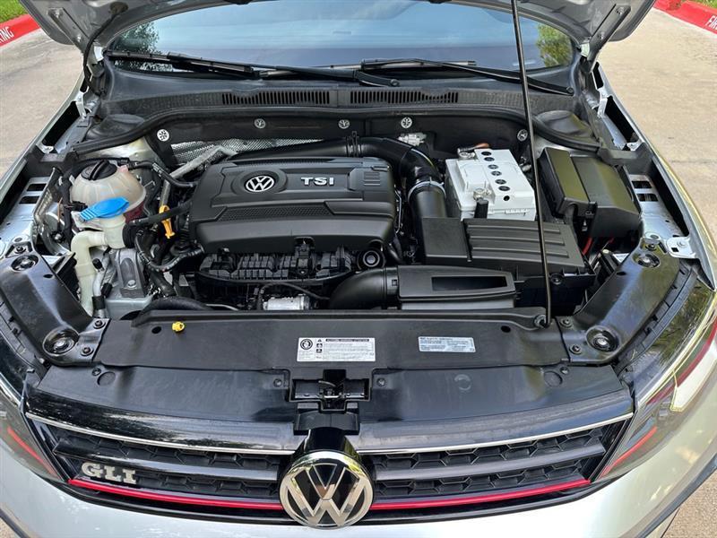 Volkswagen Jetta GLI SE 6A 2016