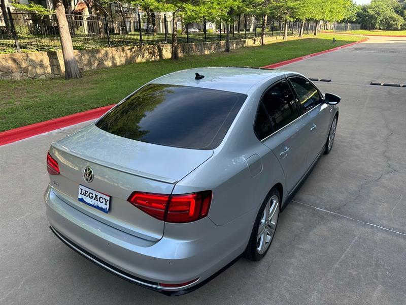 Volkswagen Jetta GLI SE 6A 2016