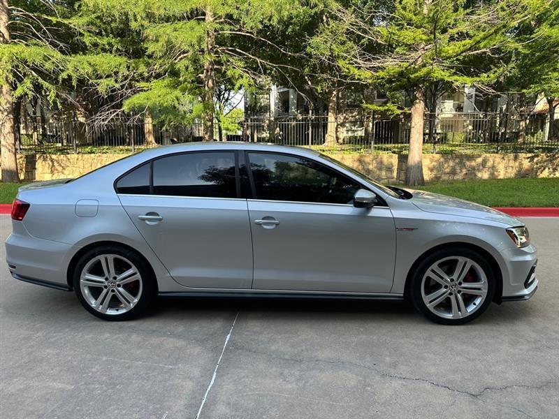 Volkswagen Jetta GLI SE 6A 2016
