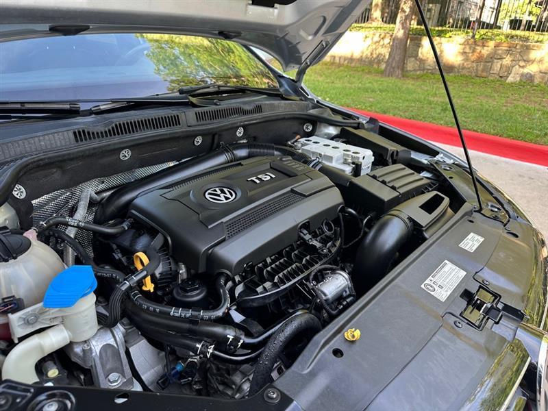 Volkswagen Jetta GLI SE 6A 2016
