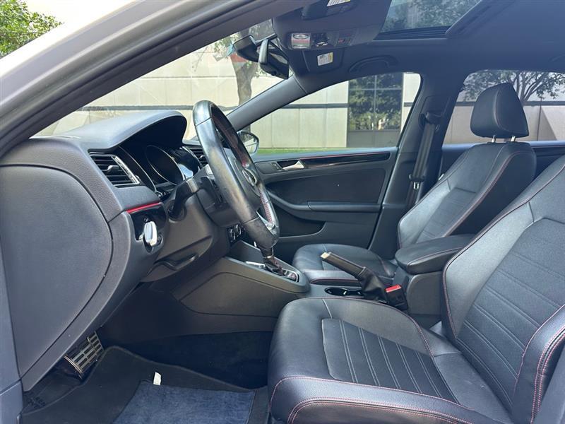 Volkswagen Jetta GLI SE 6A 2016