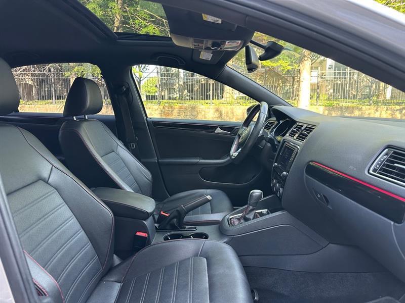 Volkswagen Jetta GLI SE 6A 2016