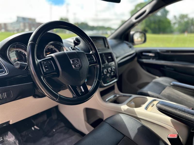 Dodge Grand Caravan SXT 2020