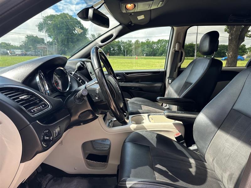 Dodge Grand Caravan SXT 2020