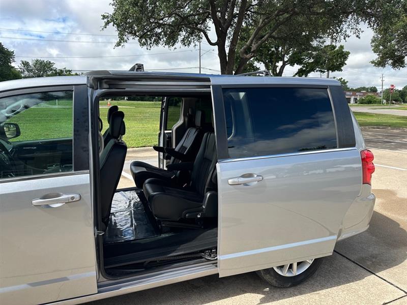 Dodge Grand Caravan SXT 2020