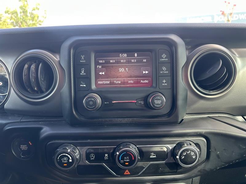 Jeep Wrangler Sport 2021