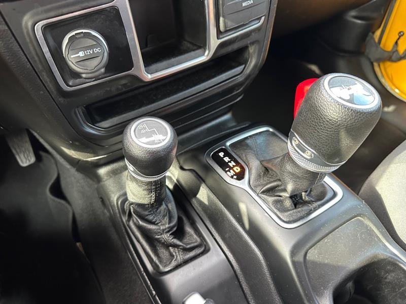 Jeep Wrangler Sport 2021