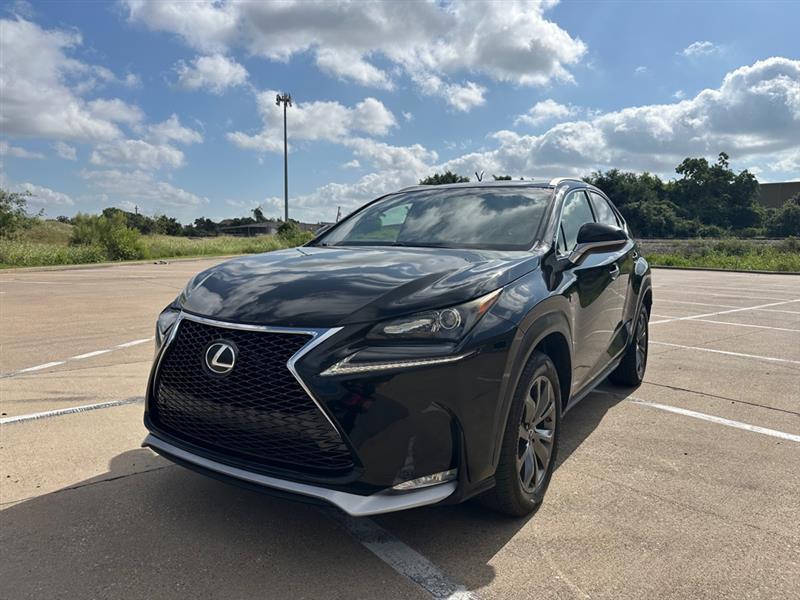 Lexus NX 200t FWD 2017