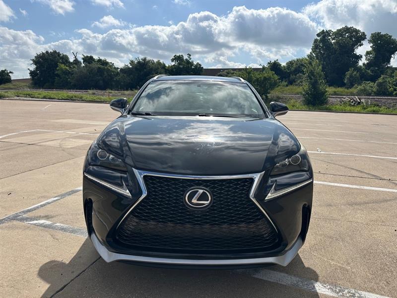 Lexus NX 200t FWD 2017