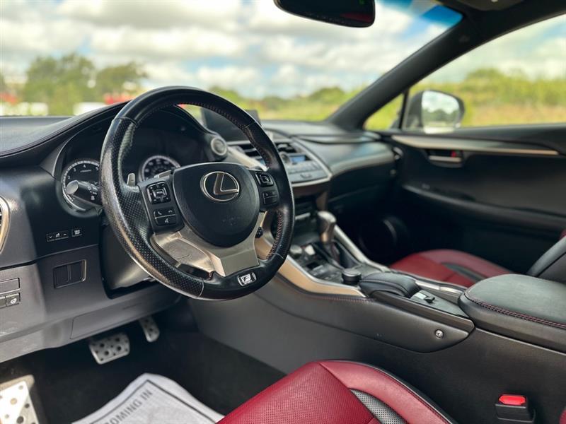 Lexus NX 200t FWD 2017