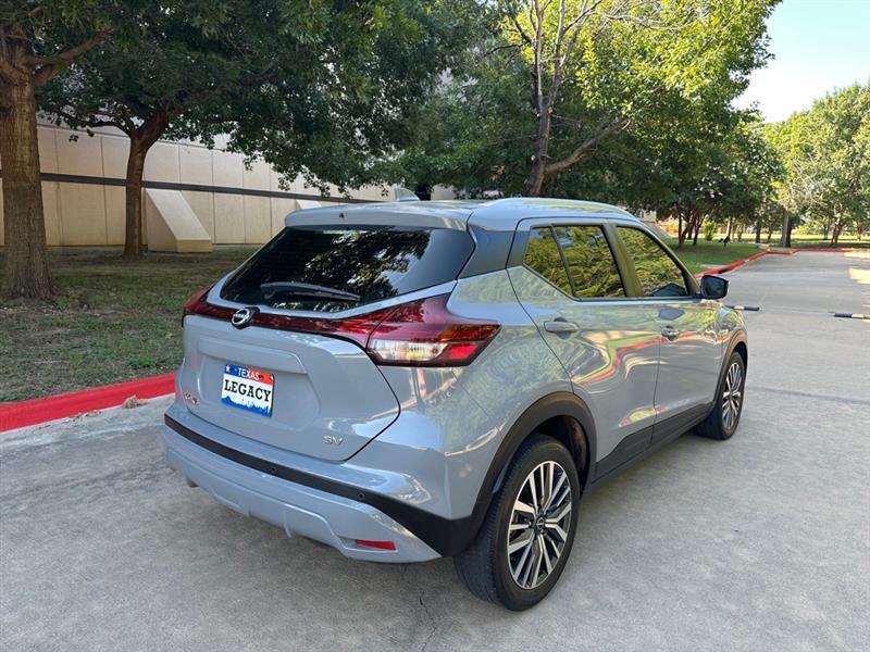 Nissan Kicks SV 2024