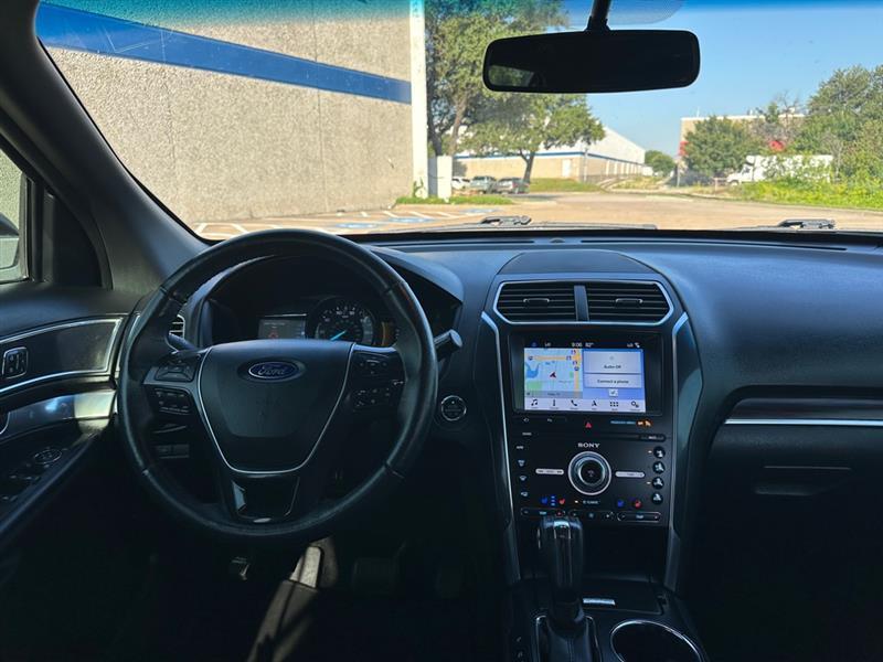 Ford Explorer Limited FWD 2019