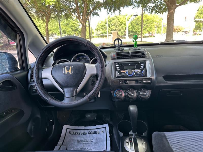 Honda Fit 5-Speed AT 2007
