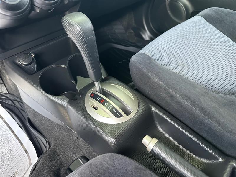 Honda Fit 5-Speed AT 2007