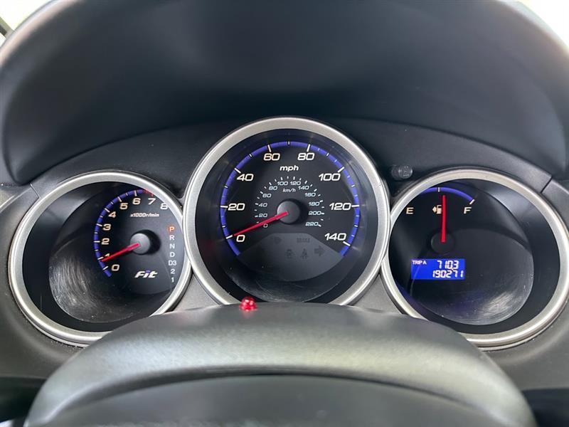 Honda Fit 5-Speed AT 2007