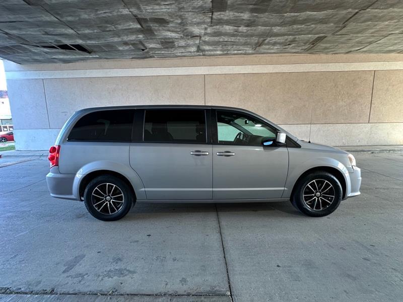 Dodge Grand Caravan SE 2018
