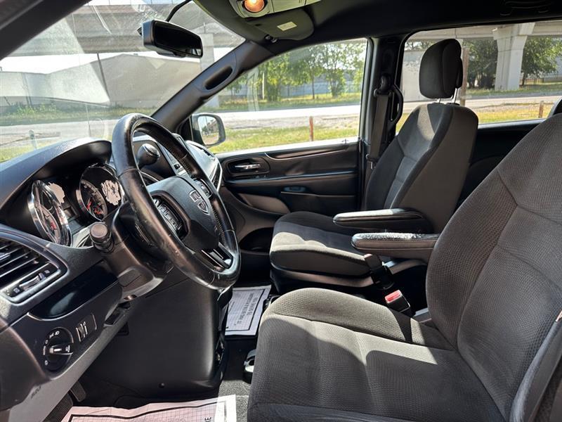 Dodge Grand Caravan SE 2018
