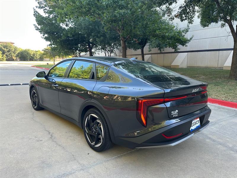 Kia K4 EX 2025