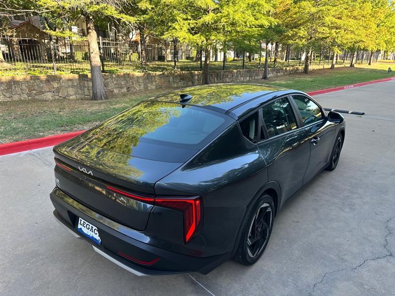 Kia K4 EX 2025