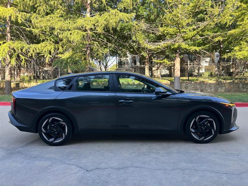 Kia K4 EX 2025