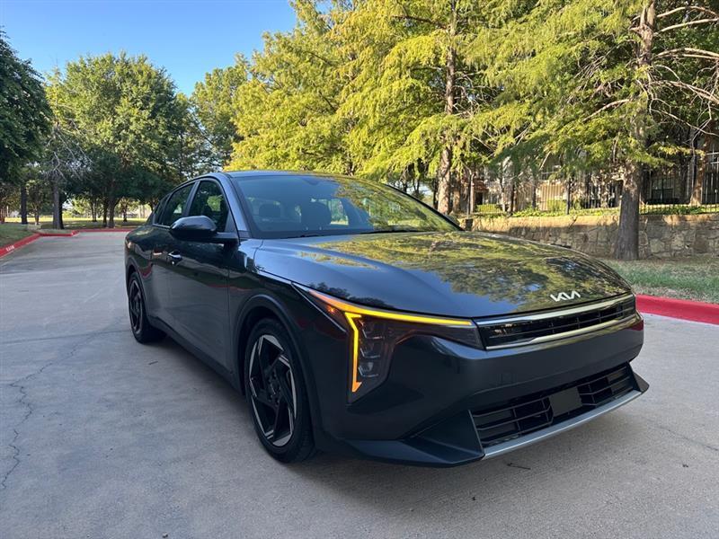 Kia K4 EX 2025