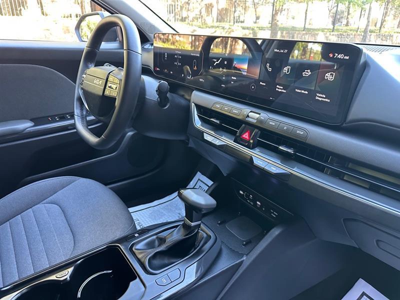 Kia K4 EX 2025