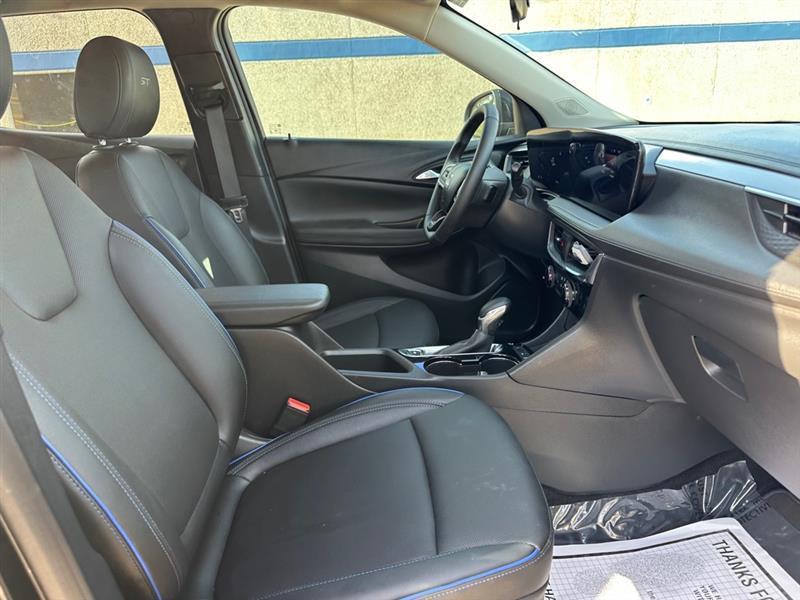 Buick Encore GX Sport Touring 2026