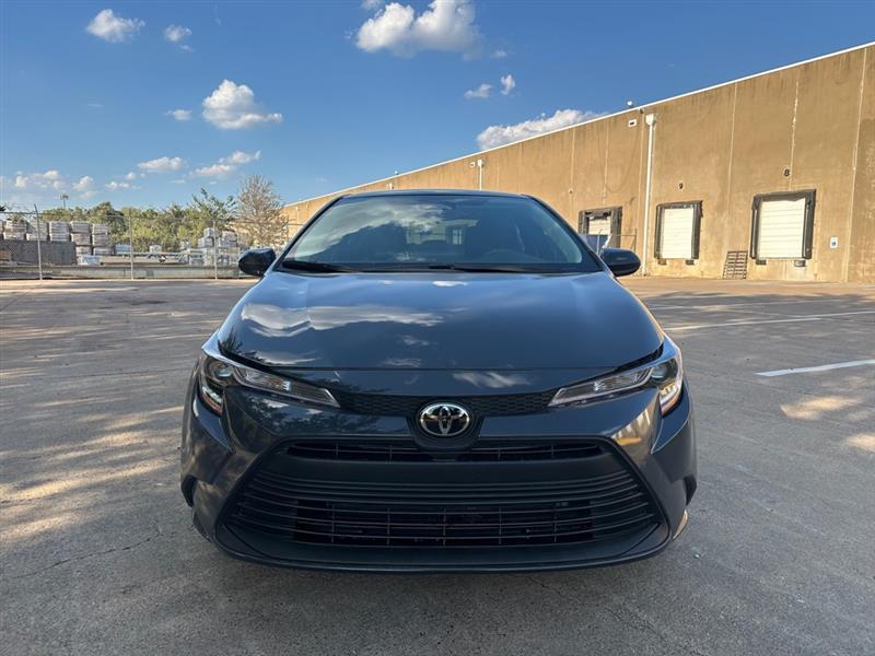 Toyota Corolla LE 2025