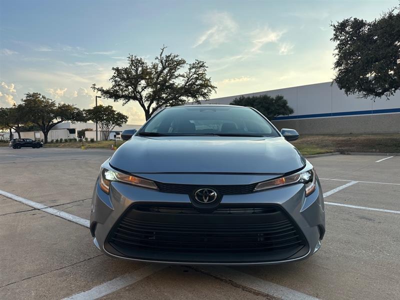 Toyota Corolla LE 2026