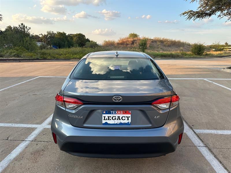 Toyota Corolla LE 2026