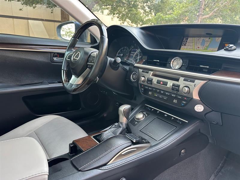 Lexus ES 350 Sedan 2018