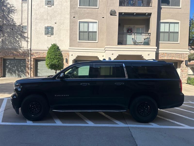 Chevrolet Suburban Premier 4WD 2017